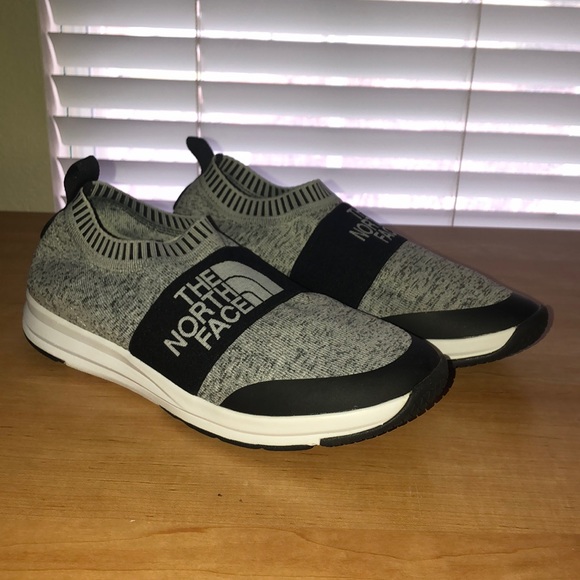 laceless trainers
